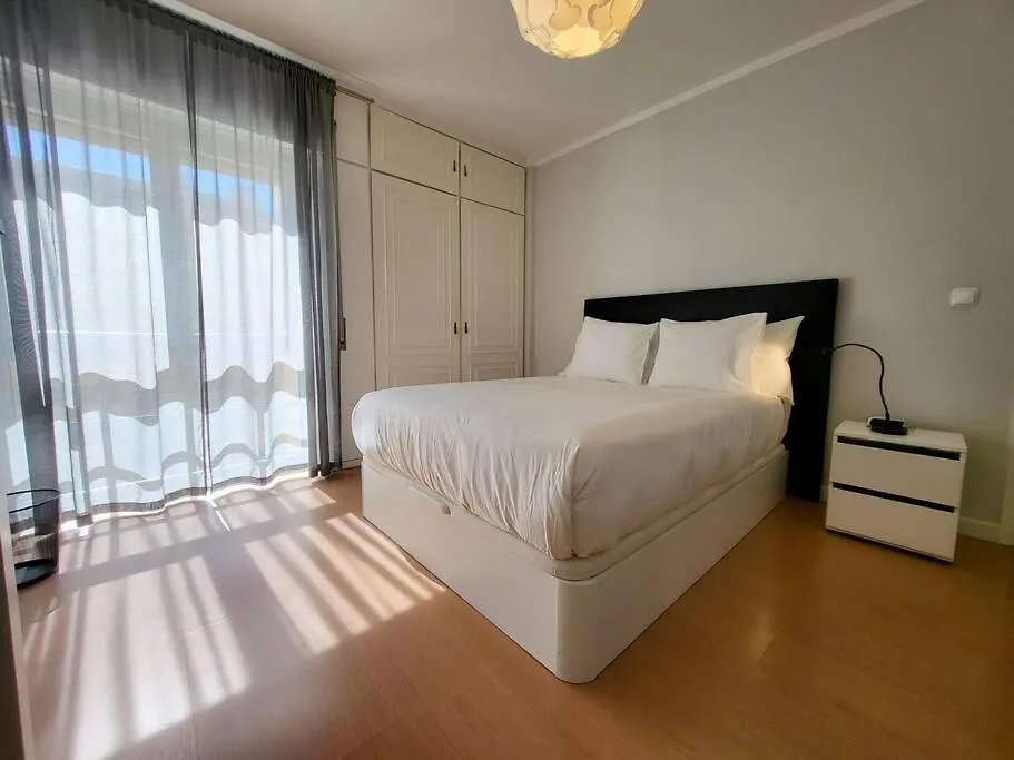Appartement Family-Friendly Flat 2Br 2Ba Metro Telheiras à Lisboa Portugal