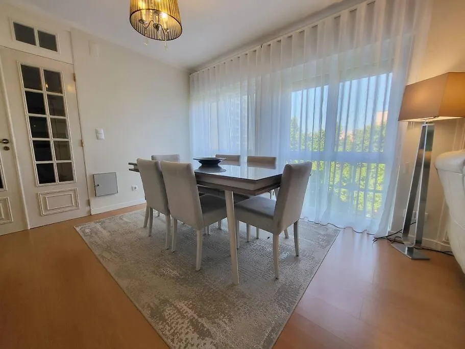 Appartement Family-Friendly Flat 2Br 2Ba Metro Telheiras à Lisboa Portugal