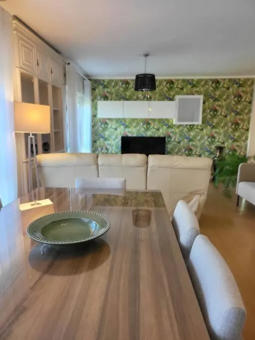 Appartement Family-Friendly Flat 2Br 2Ba Metro Telheiras à Lisboa Portugal