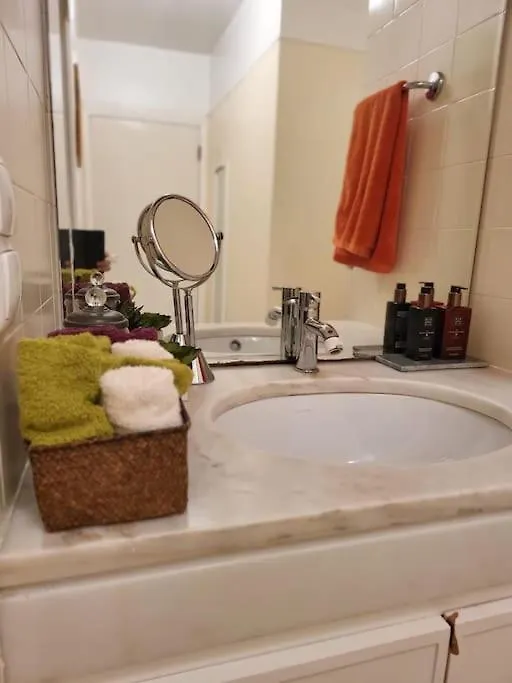 Appartement Family-Friendly Flat 2Br 2Ba Metro Telheiras à Lisboa
